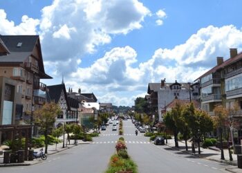 Gramado recebe anualmente milhões de visitantes. Divulgação