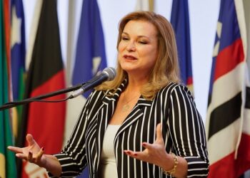 Câmara de Vereadores reprovou pareceres do TCE-RS sobre as contas da ex-prefeita de 2021 e 2022. Divulgação
