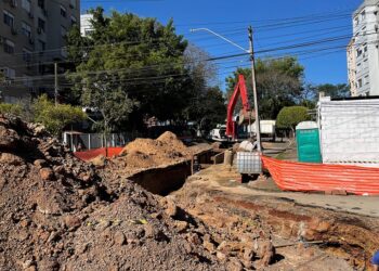A previsão é de concluir o serviço até o final de setembro, mas com possíveis ampliações no prazo.  PMNH/Divulgação