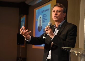 Robinson Klein é o atual presidente da Associação Comercial, Industrial e de Serviços de Novo Hamburgo, Campo Bom, Estância Velha, Dois Irmãos e Ivoti. Divulgação