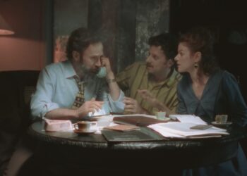 Um resumo: o fim de um ciclo familiar expõe feridas, segredos e afetos enterrados sob o couro e o suor da indústria calçadista de Novo Hamburgo. Fotos Bactéria Filmes/Divulgação