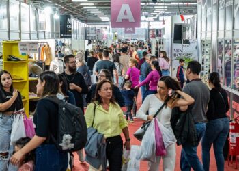 Milhares de pessoas são aguardadas nos pavilhões da Fenac. Diego Soares/Divulgação