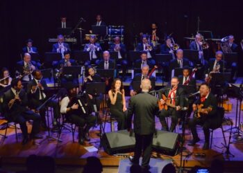 Será a quarta apresentação da OSNH e do grupo Mas Bah. Orquestra de Sopros/Divulgação
