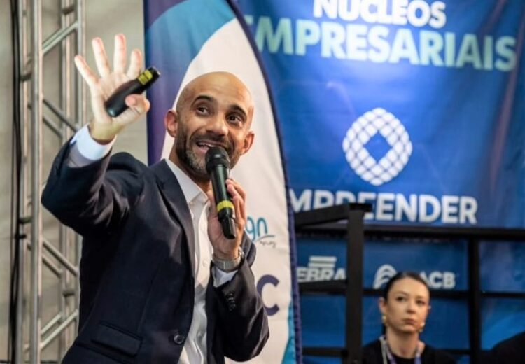 Com linguagem acessível e abordagem atual, Roberto Santos promete trazer insights práticos para empresários. Divulgação