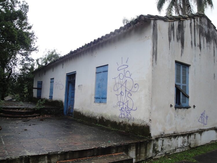 Casa histórica está localizada no Parque Floresta Imperial. Arquivo Portal Martin Behrend