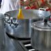 Refeição nas escolas garante a alimentação de milhares de estudantes. Antônio Cruz/Agência Brasil