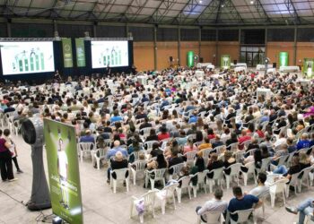 Nas assembleias os associados decidem sobre temas importantes da cooperativa. Sicredi Pioneira/Divulgação