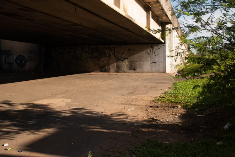 Viaduto não realiza homenagem ao ex-prefeito Atalíbio Foscarini. Ramon Belmonte/PMNH