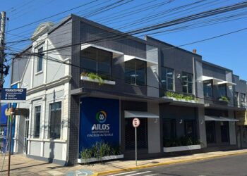Agência de Estância Velha stá localizado em prédio histórico, que por anos abrigou o tabelionato da cidade. Divulgação