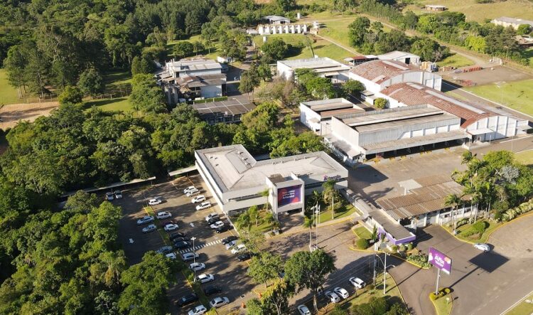 Artecola tem sede em Campo Bom, junto da ERS-239. Divulgação