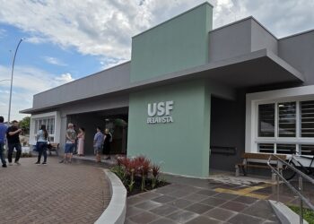 . Localizada na esquina das ruas Ari Grade com Hulda Dienstmann, a obra representa um importante avanço na infraestrutura da saúde pública do município. PMEV/Divulgação