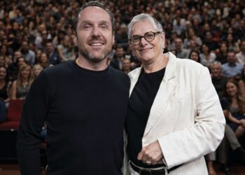 Juliano Brenner Hennemann, presidente do Sinapro-RS, assume a vice-presidência da Fenapro na gestão 2026-2028 juntamente com Ana Celina Bueno na presidência. Divulgação