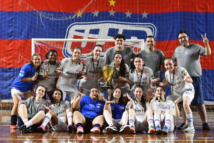 Futsal feminino ganhou mais espaço ao longo do ano passado. Eduardo Bettio/UJR