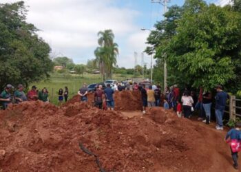 Em novembro do ano passado, moradores protestaram no local da interdição