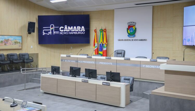 Vereadores retomam as sessões nesta quarta-feira. Rebeca Prestes/CMNH