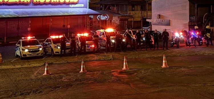 Guarda Municipal atuou com efetivo reforçado no bairro Canudos. PMNH/Divulgação