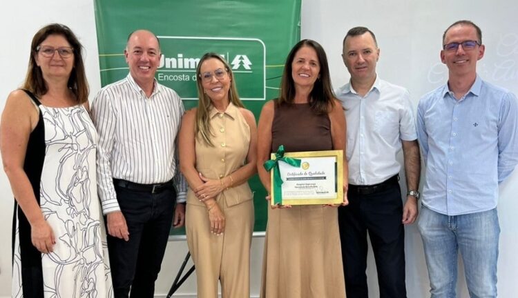 Lideranças do Hospital Sapiranga e da Unimed Encosta da Serra. Divulgação