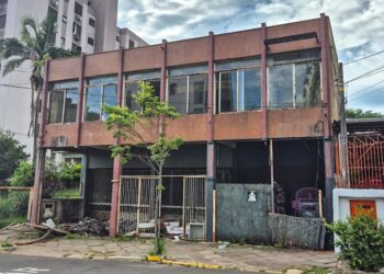 Prédio está localizado na Rua José de Alencar, no bairro Rio Branco. Moris Musskopf/CMNH