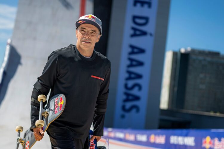 Sandro Dias entrou para a história durante o Red Bull Building Drop em Porto Alegre. Joerg Mitter/Red Bull