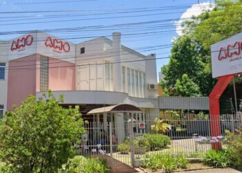 O brechó acontece no dia 11 de abril no espaço da AMO Criança, em Novo Hamburgo. Google Maps