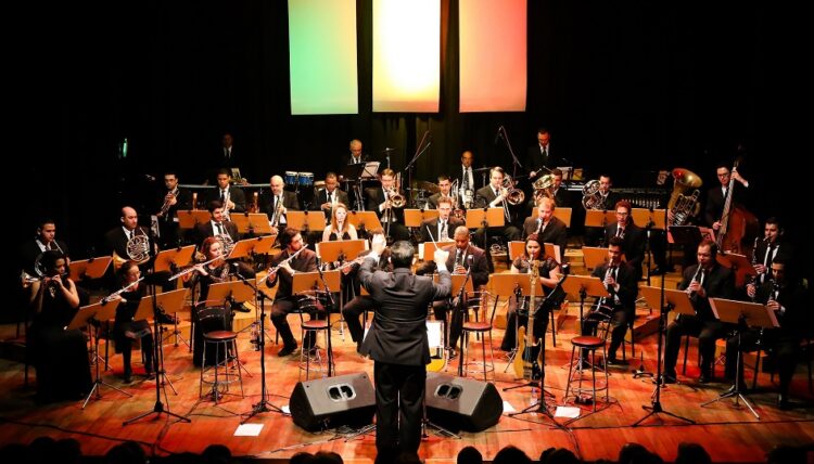 Orquestra de Sopros volta a se apresentar no Teatro Paschoal Carlos Magno. Divulgação