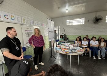 Projeto Pró-Biblioteca III, com apoio da Doctor Clin, transforma recomeço da escola em oportunidade de formação e estímulo à leitura. Fotos Marcelo Matusiak/Divulgação