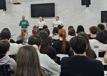 Escola Coronel Genuíno Sampaio também recebeu campanha de conscientização. Divulgação