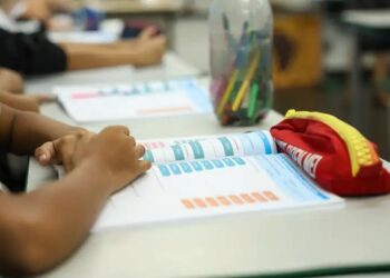 O futuro da educação das crianças em sala de aula gera debates e preocupações. Tomaz Silva/Agência Brasil