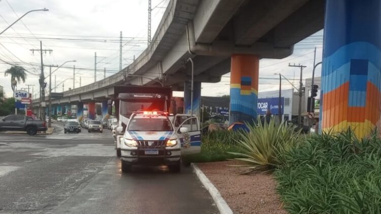 Foi realizada uma ação integrada de ordenamento urbano em diferentes pontos de Novo Hamburgo. PMNH/Divulgação