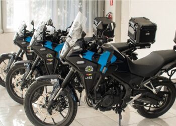 A entrega das motos ocorreu durante evento no Grêmio Atiradores. PMNH/Divulgação