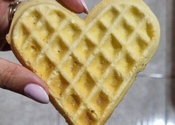 Waffle em formato de coração, uma das marcas da produção da Tia Vêdi. Divulgação