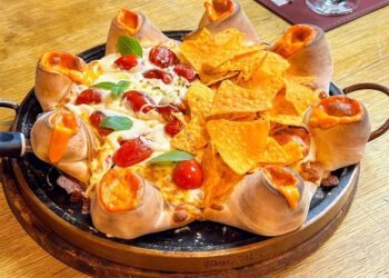 A Borda Vulcão é uma das marcas da pizzaria. Divulgação