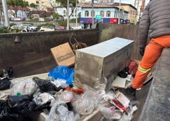 Área central também recebeu ação de limpeza na sexta-feira. Weslei Fillmann/PMNH