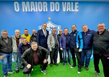 Grupo de históricos anilados volta a ter protagonismo dentro do Conselho Deliberativo. Cleisson Rabaioli/ECNH