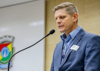 Marcelo de Bastiani esteve na Câmara de Vereadores em razão do Direito de Resposta. Tatiane Lopes/CMNH
