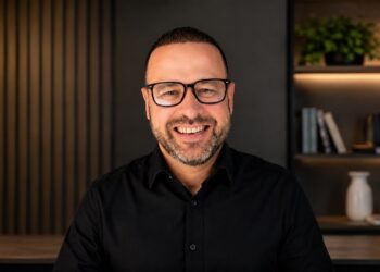 Ao longo de sua trajetória, Ricardo Cappra liderou projetos de grande impacto. Divulgação