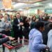 Comunidade foi desde cedo conferir a nova loja e suas promoções. Fotos Fernanda Davoglio/Divulgação