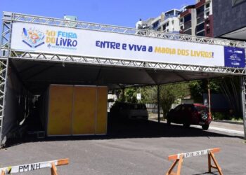 Feira do Livro voltará a ser realizada na Praça da Bandeira. Weslei Fillmann/PMNH