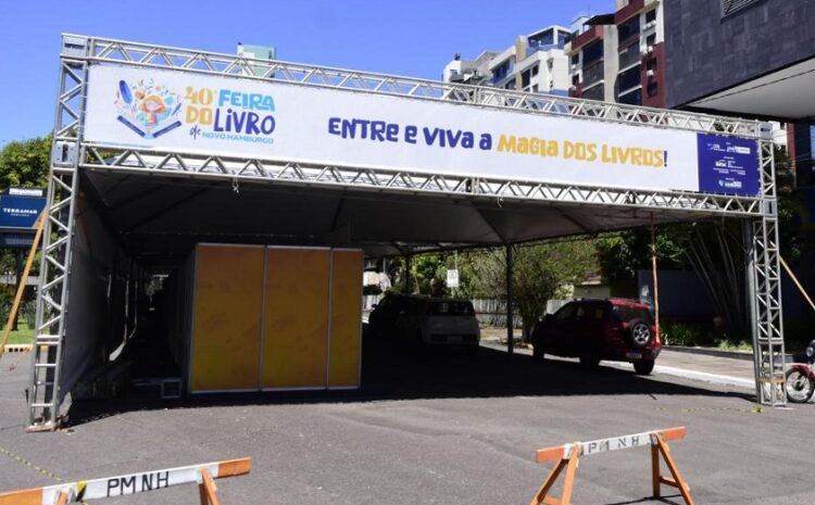 Feira do Livro voltará a ser realizada na Praça da Bandeira. Weslei Fillmann/PMNH