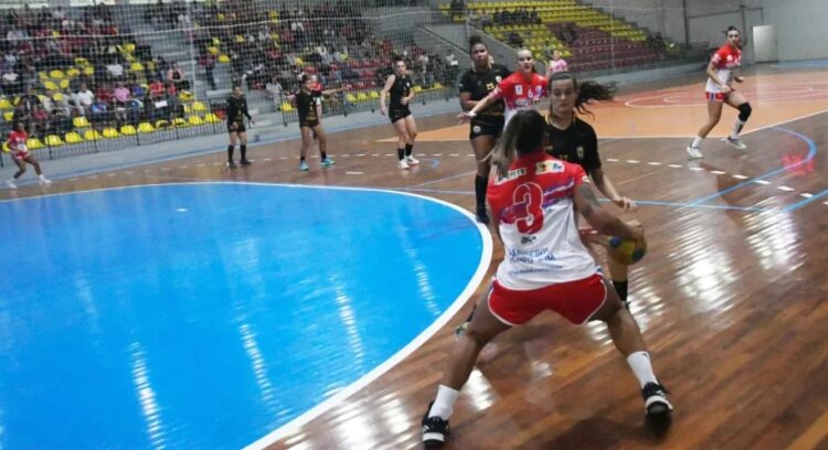 Disputas de handebol voltarão a movimentar o Ginásio do CEI, em Campo Bom. PMCB/Divulgação
