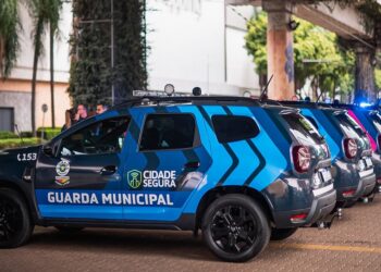Entrega oficial das viaturas foi realizada nesta sexta-feira na Praça Punta del Este. Thiago Dorscheid/PMNH