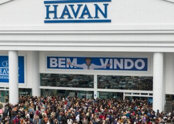 Grande público prestigiou a inauguração da Havan em Tramandaí. Divulgação