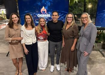 Daniela Lessa da Silva, Ana Paula Grangeiro, Nicole de Lavra Pinto, Eder Krummenauer, Adriana Leal e Gella Barbieri no lançamento