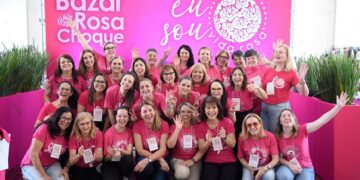 Um grande grupo de voluntárias sempre se envolve na realização do evento
