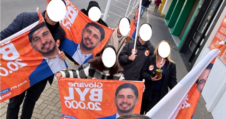 Militância de Giovane Byl fazendo campanha no Centro de Novo Hamburgo