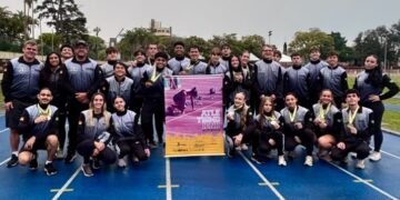 Equipe da IENH voltou da capital gaúcha com muitas medalhas. Divulgação