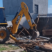 Equipes da Prefeitura se mobilizaram para derrubar as estruturas. PMNH/Divulgação