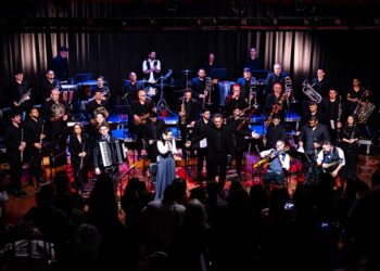 Orquestra de Sopros e Mas Bah terão novo encontro neste domingo. Marina Bastos/Divulgação