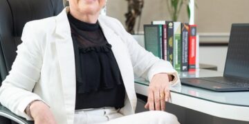 Presidente da Comissão de Direito Empresarial da OAB/NH, 
Claudete Figueiredo. Divulgação