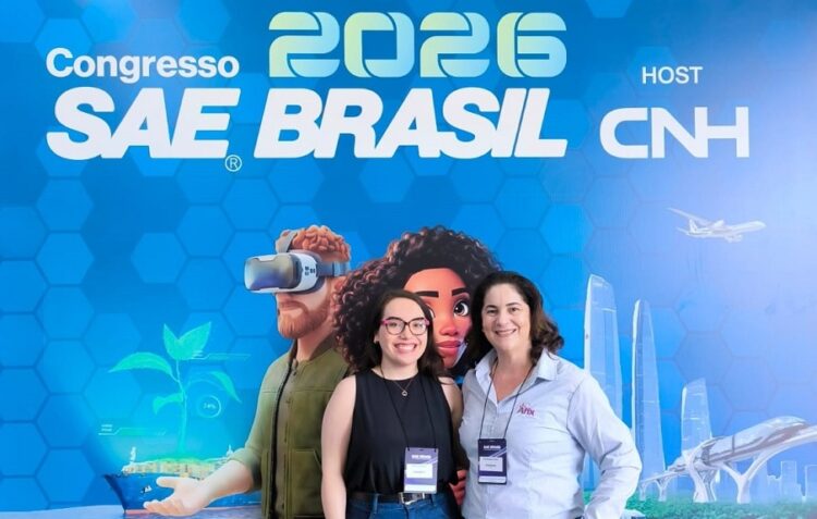 As pesquisadoras Alessandra Lemos e Nicole da Silva apresentaram temas inovadores em São Paulo. Divulgação
